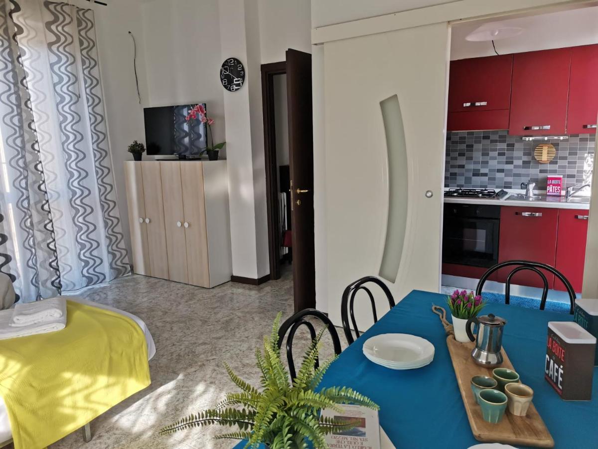 Bnbook-L'Appartamento Di Gio' Ро Екстер'єр фото
